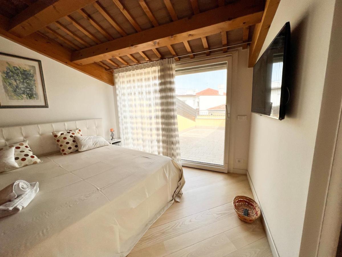 Erman House Mansarda Sulla Riviera Del Brenta Venezia Lägenhet Dolo Exteriör bild